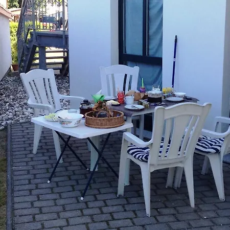 Ahlbeck Haus Ostpreussen Wla5 Strandnah Mit Wlan Und Terrasse アパート